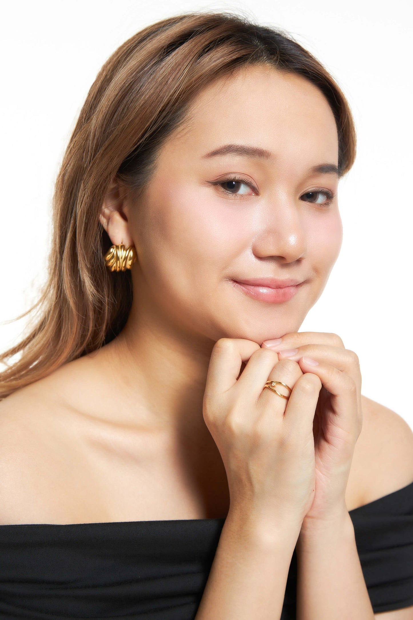Shell Oversize Stud Earrings