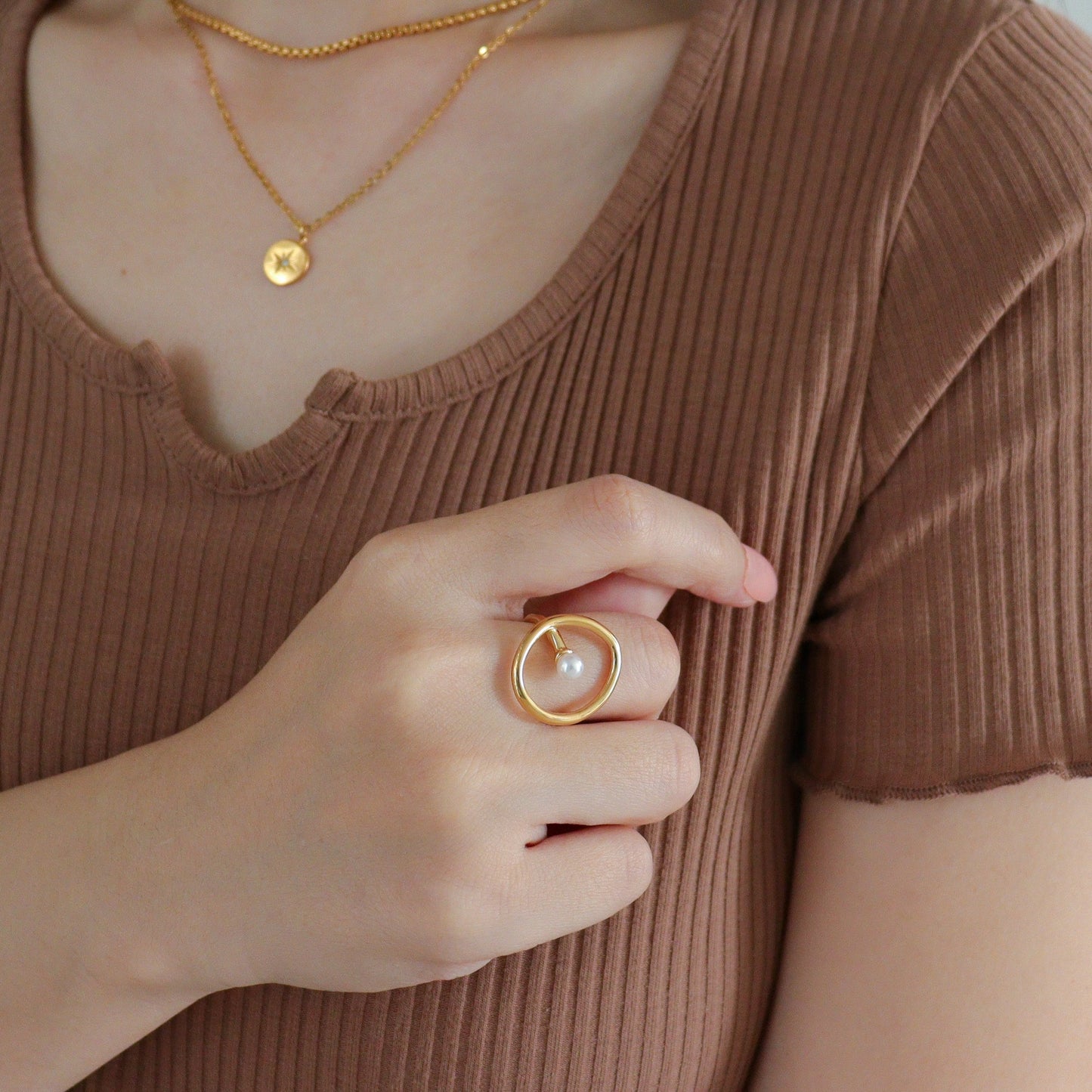 Halo Pearl Gold Ring