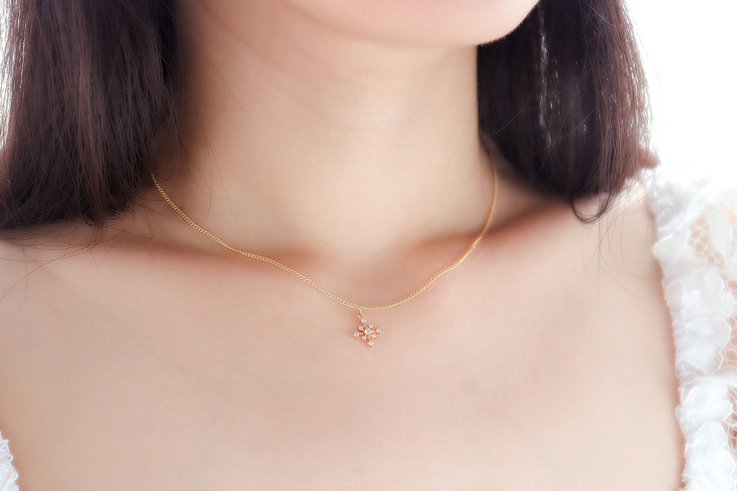 Snow Flake Gold Necklace
