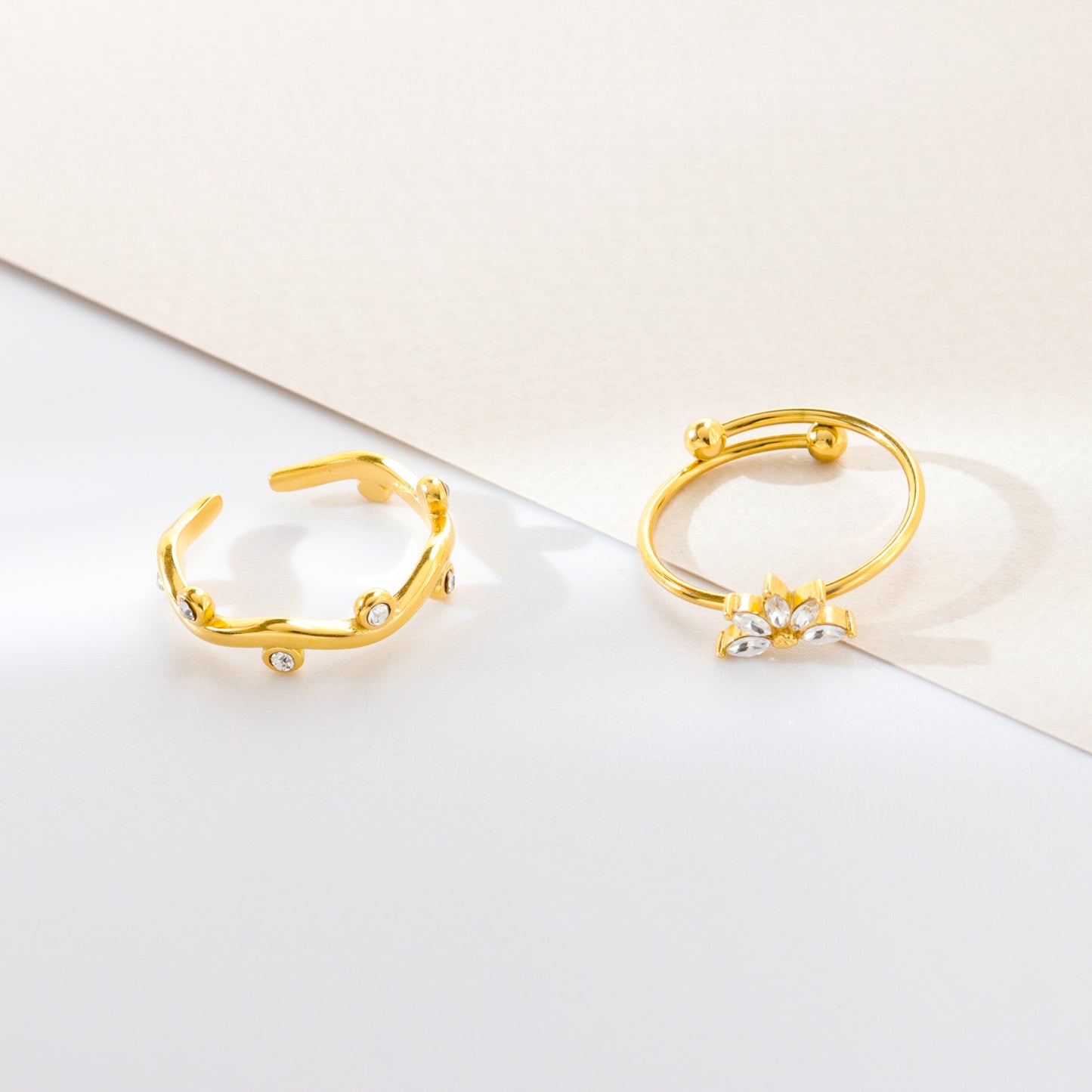 Little Crown Gold Ring