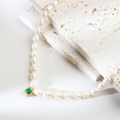 Celebrity Pearl Choker Necklace
