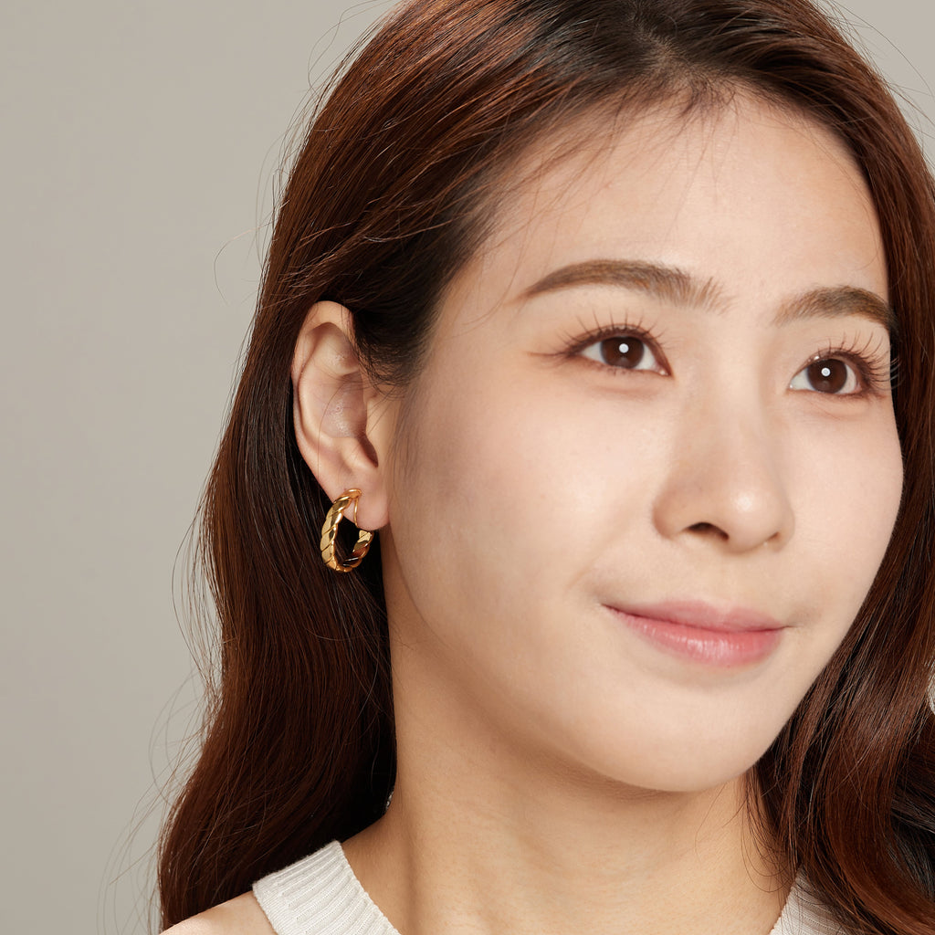 Coco C-Hoop Clip On Earrings