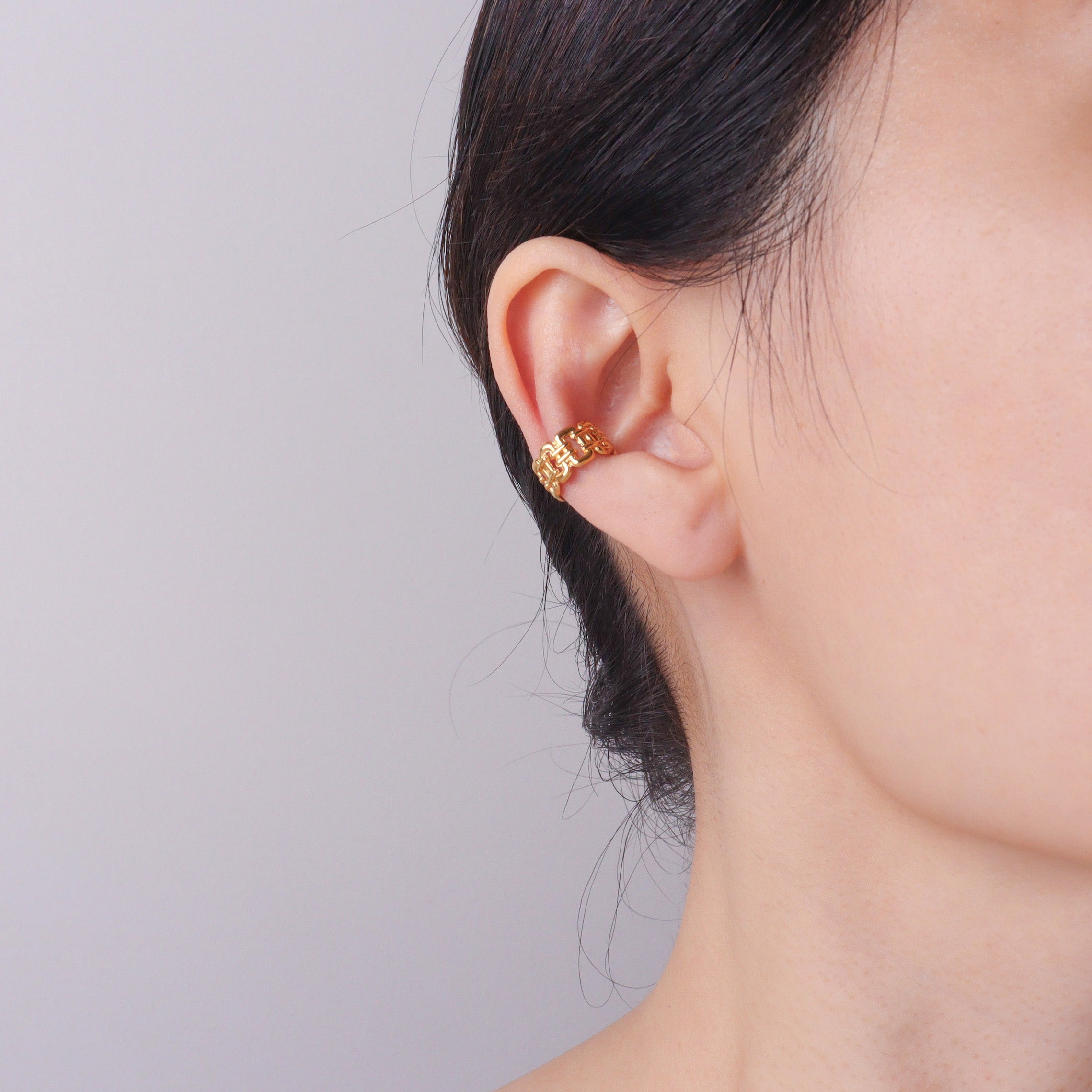 Golden Chain Ear Cuff