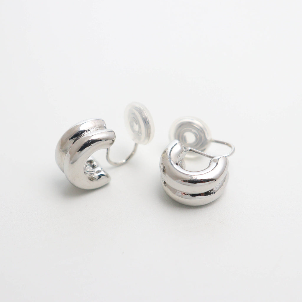 Duple Curve Clip On Earrings