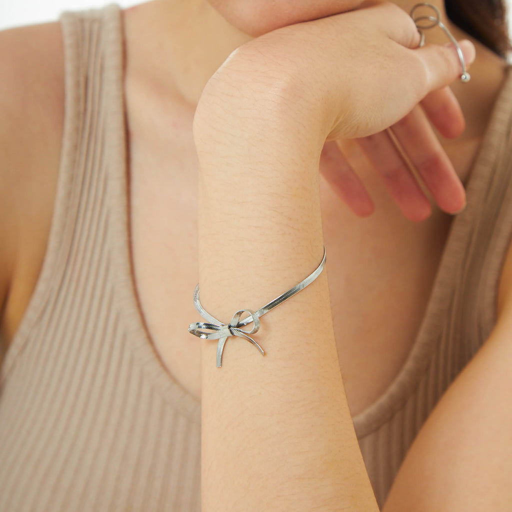 Skinny Bow Silver Bracelet