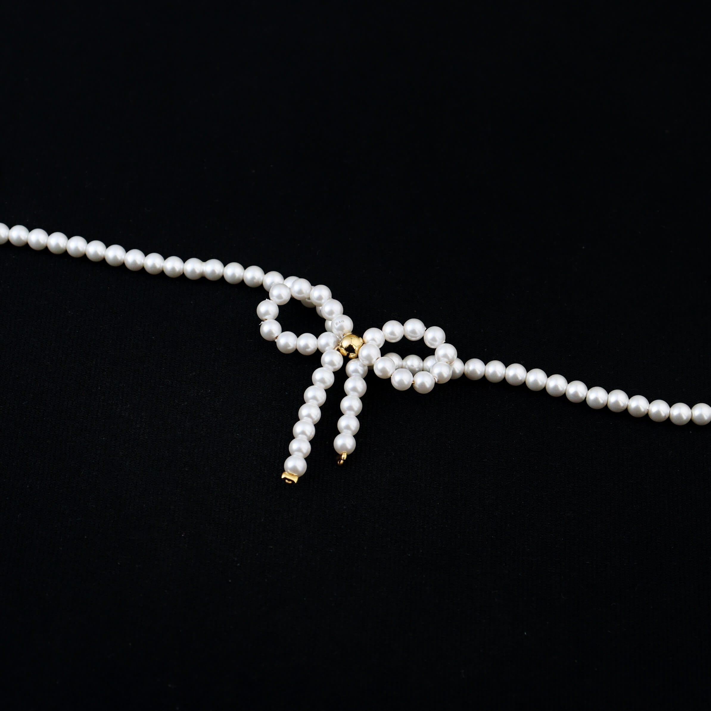 Angle Bow Bracelet