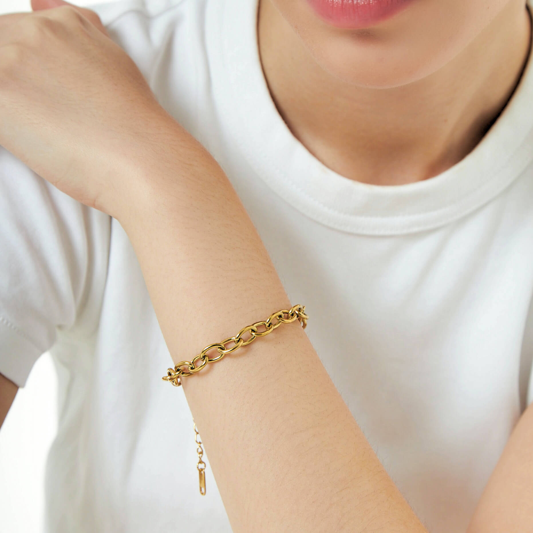 Gold Figaro Chain Bracelet