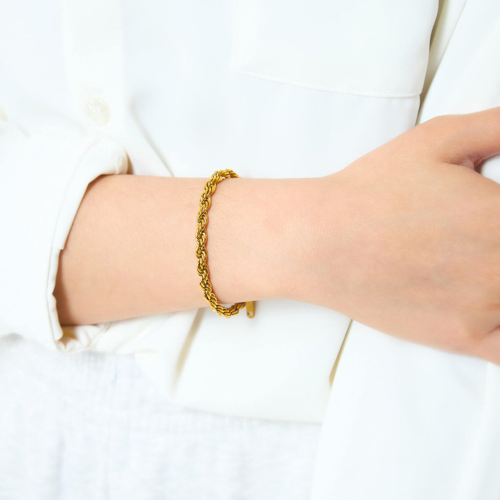 Twisted Rope Chain Gold Bracelet