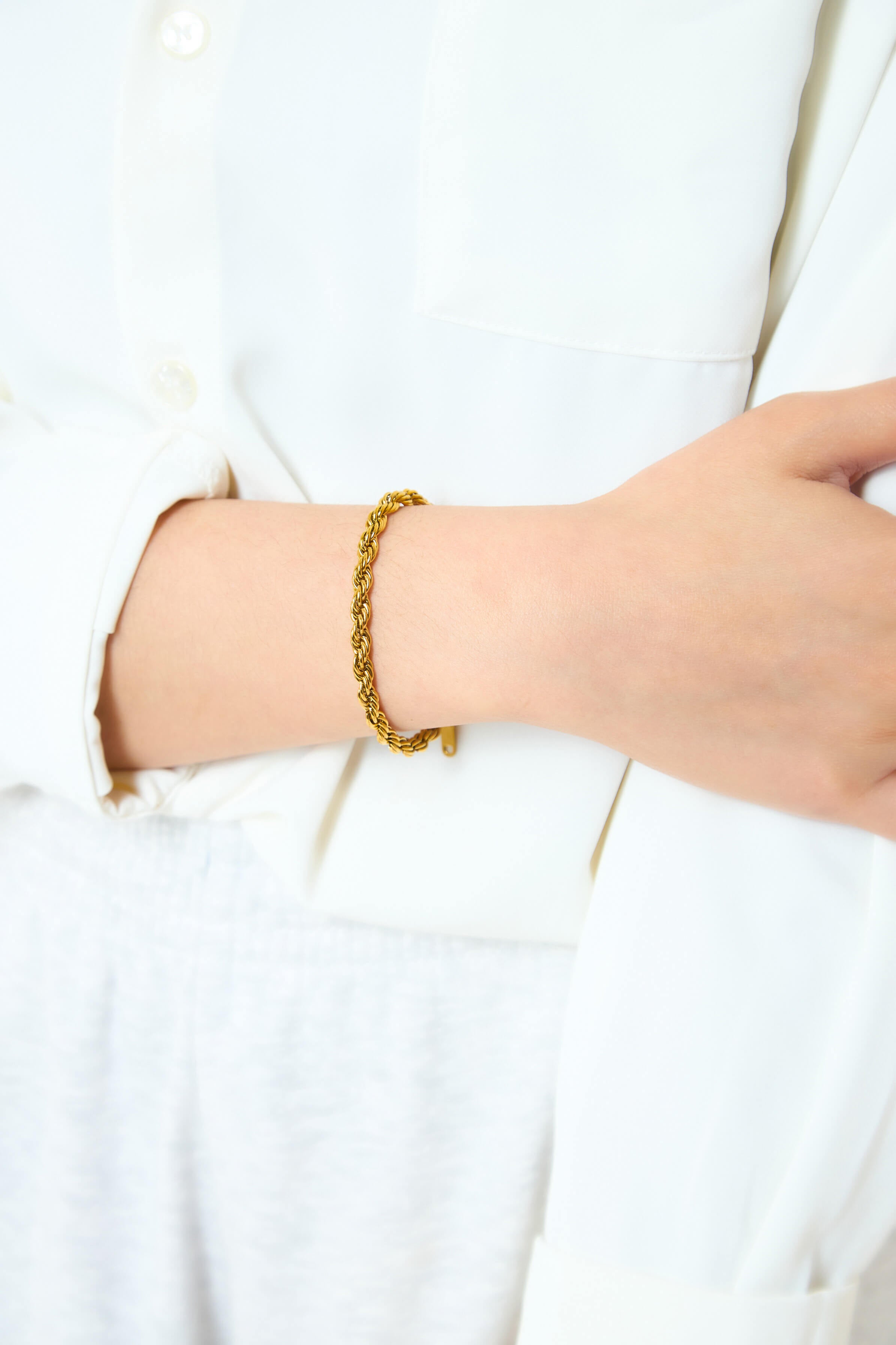 Twisted Rope Chain Gold Bracelet