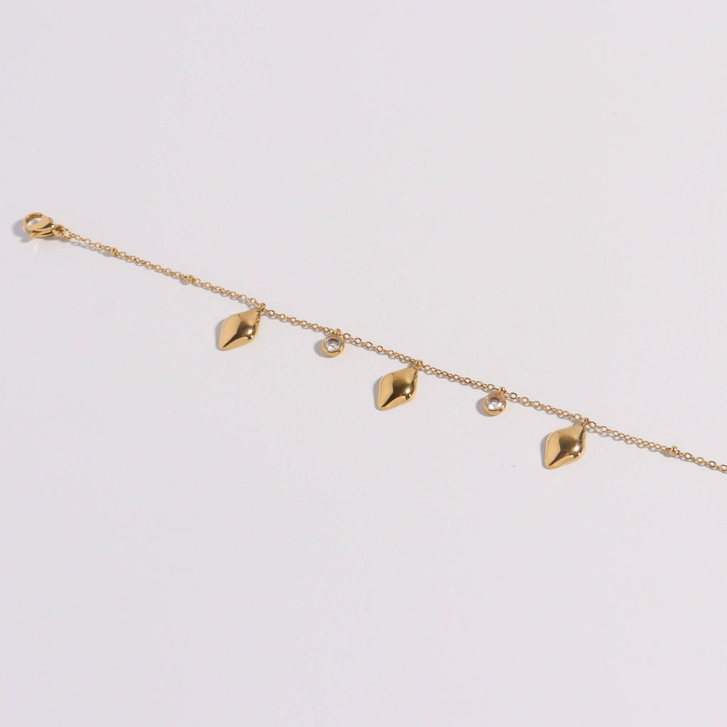 Shiny Edge Gold Bracelet