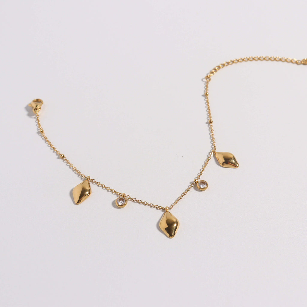 Shiny Edge Gold Bracelet