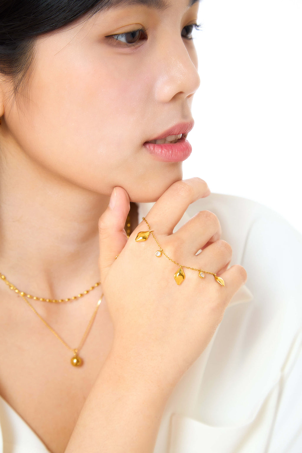 Shiny Edge Gold Bracelet