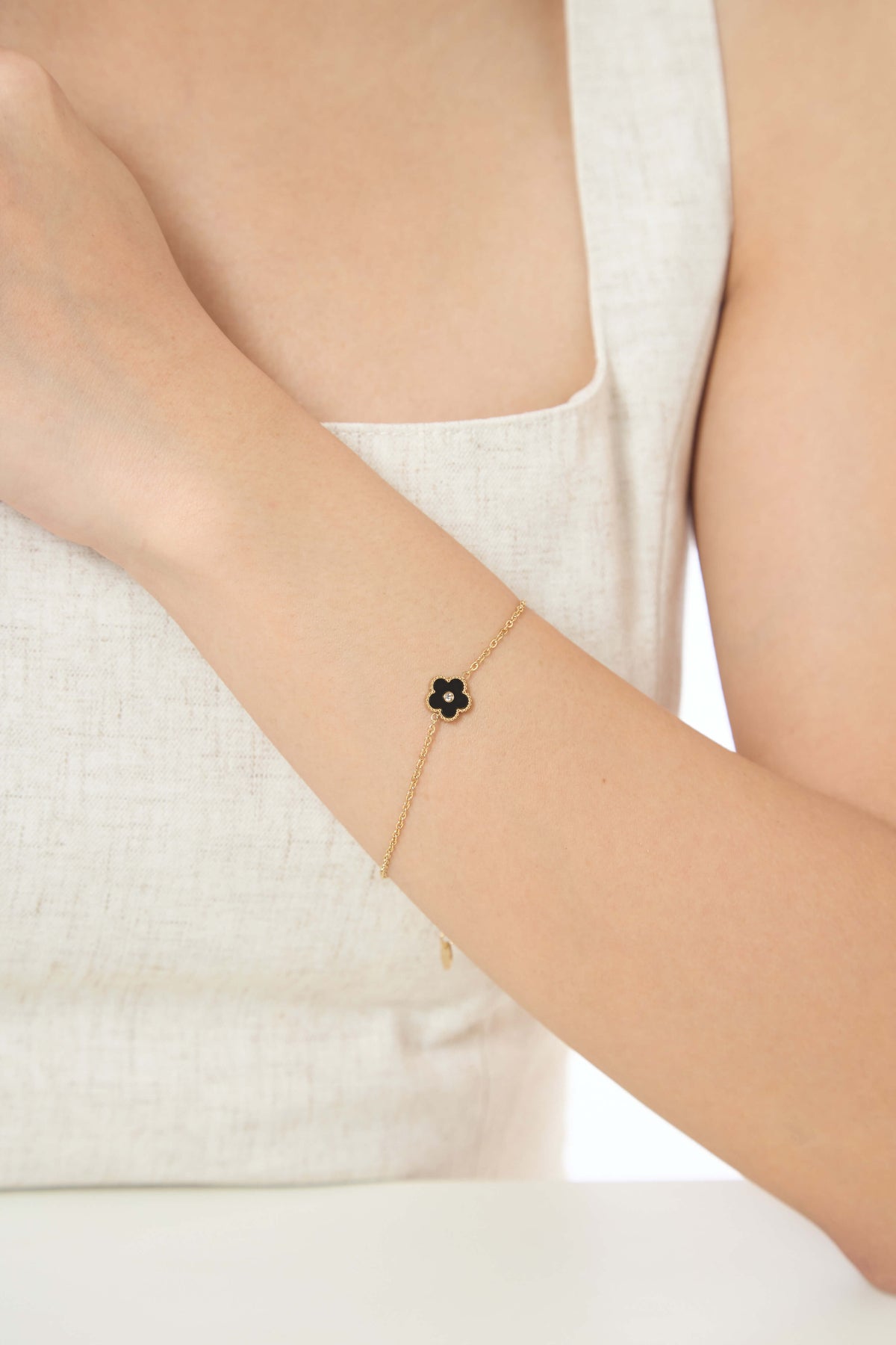 Dark Bold Satta Petal Gold Bracelet