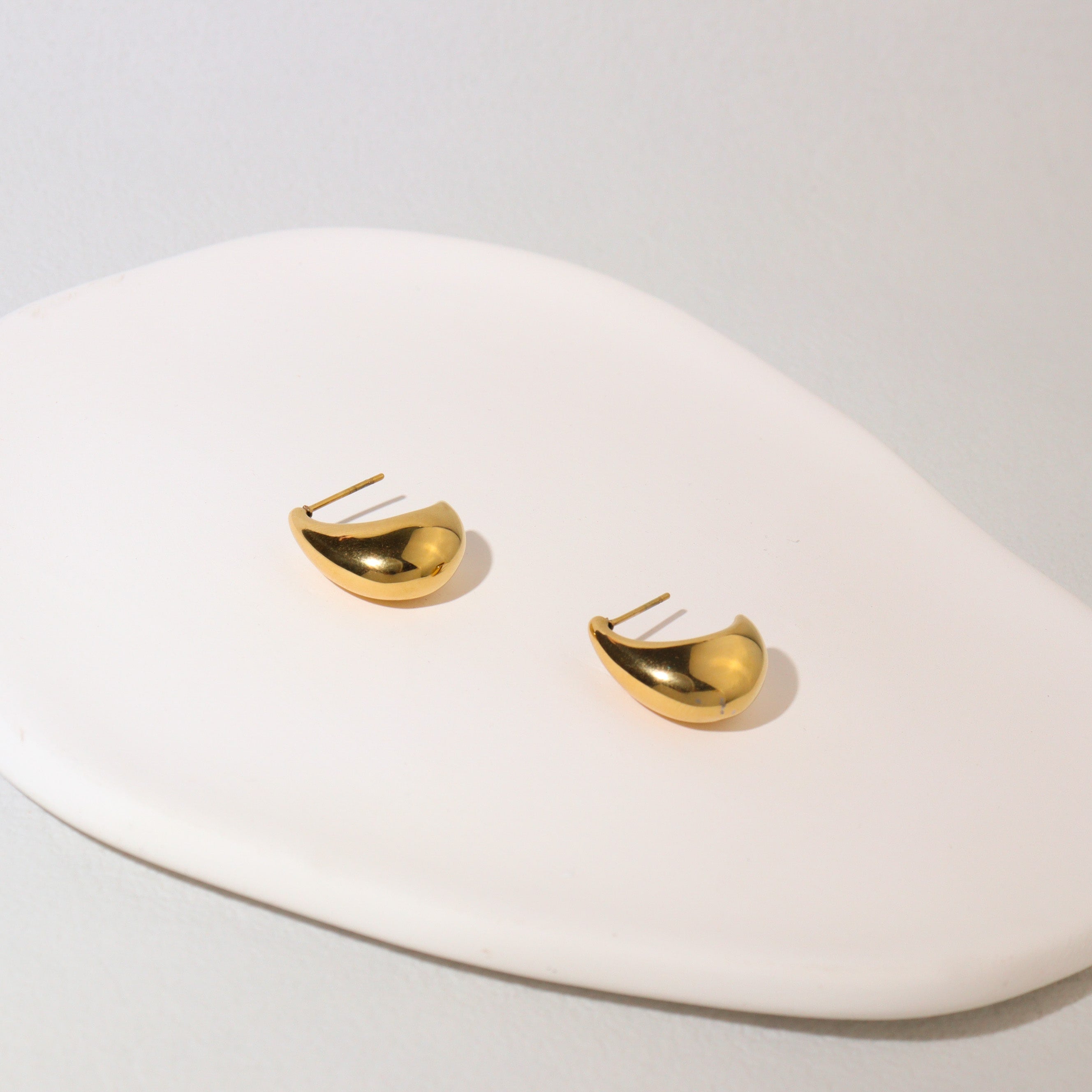 Droplet Gold Earrings