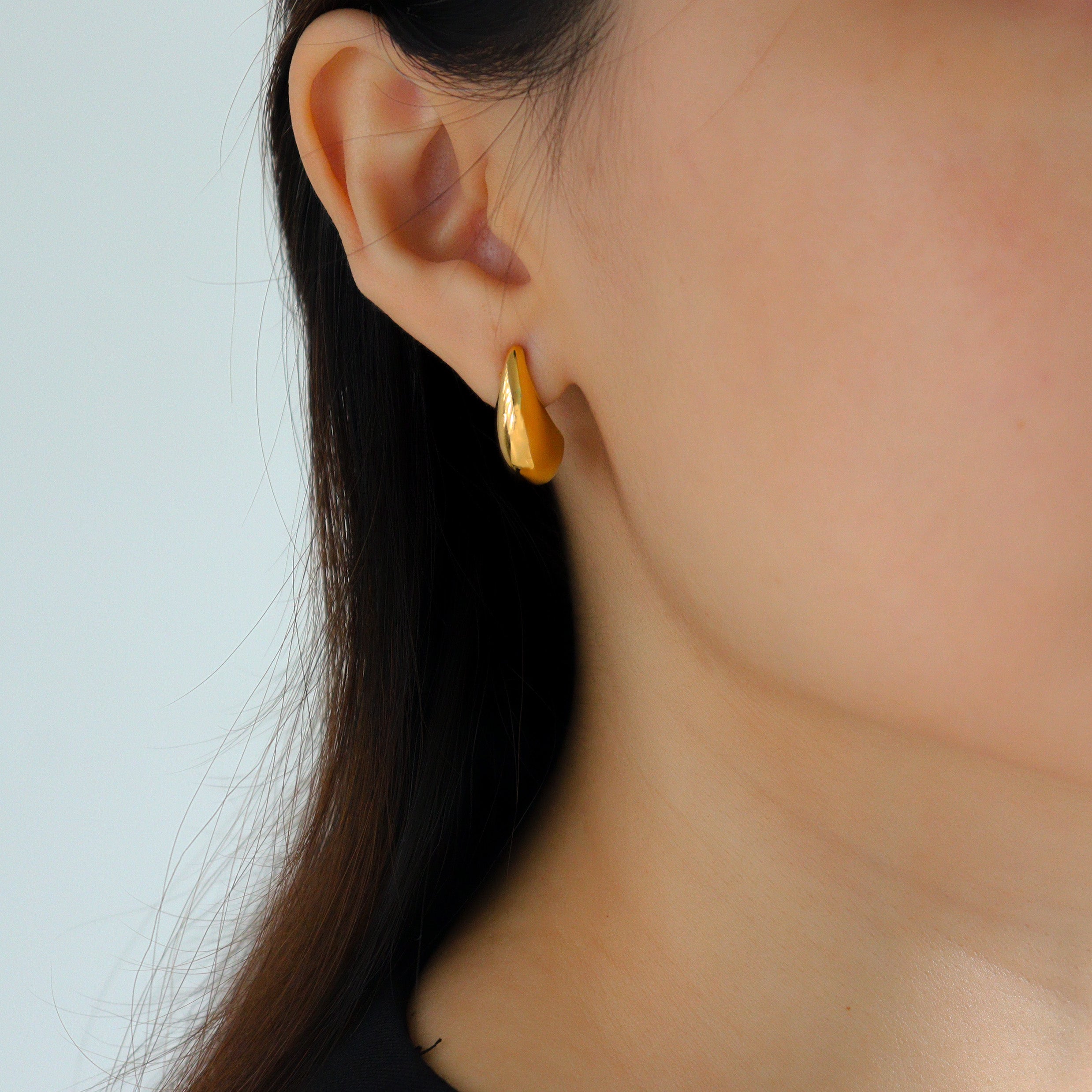 Droplet Gold Earrings