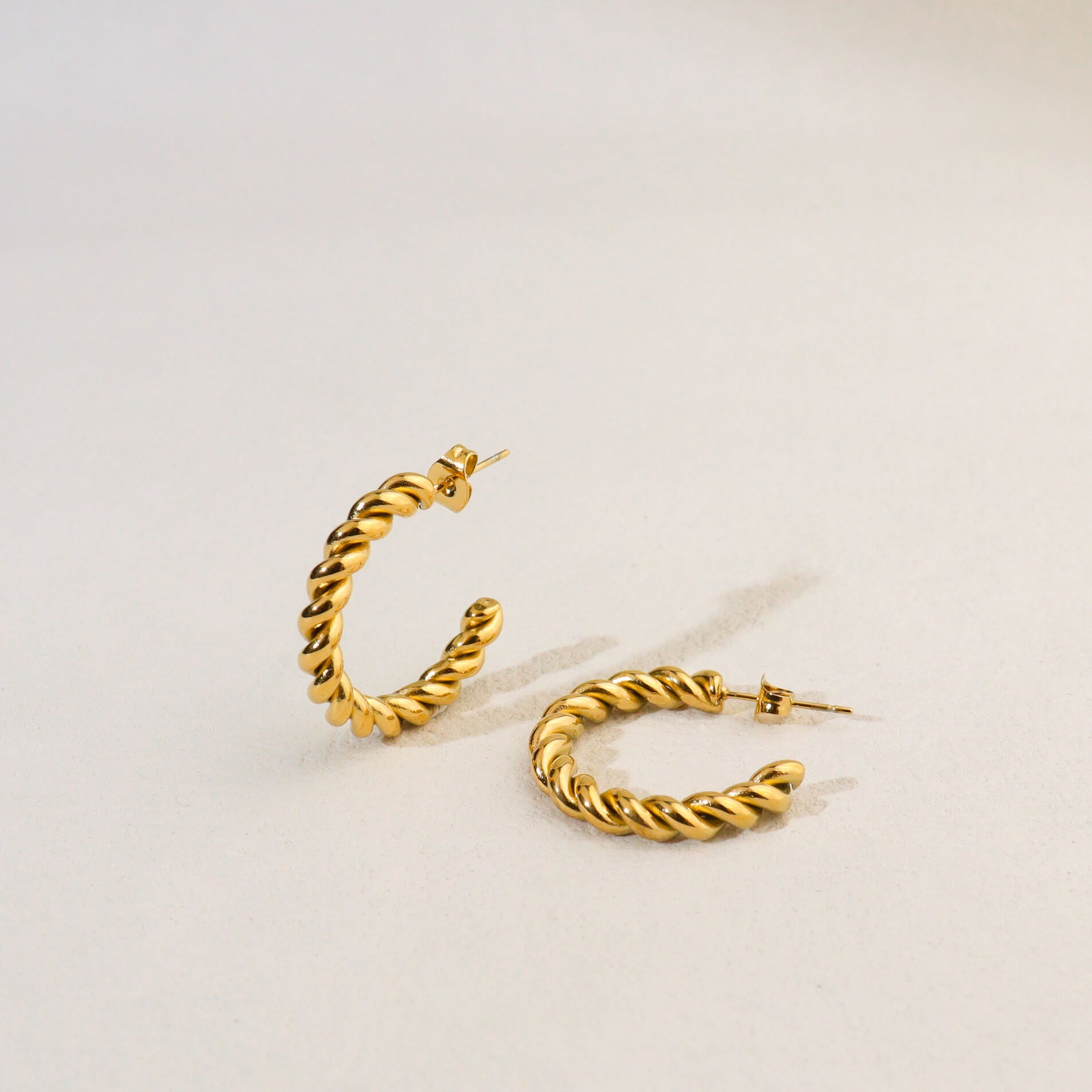 Medium Twist Rope Earrings