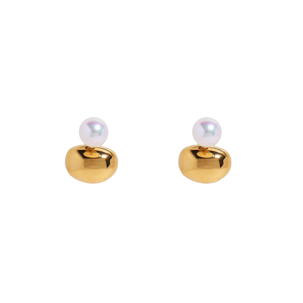 I'm Pearltential Gold Earrings