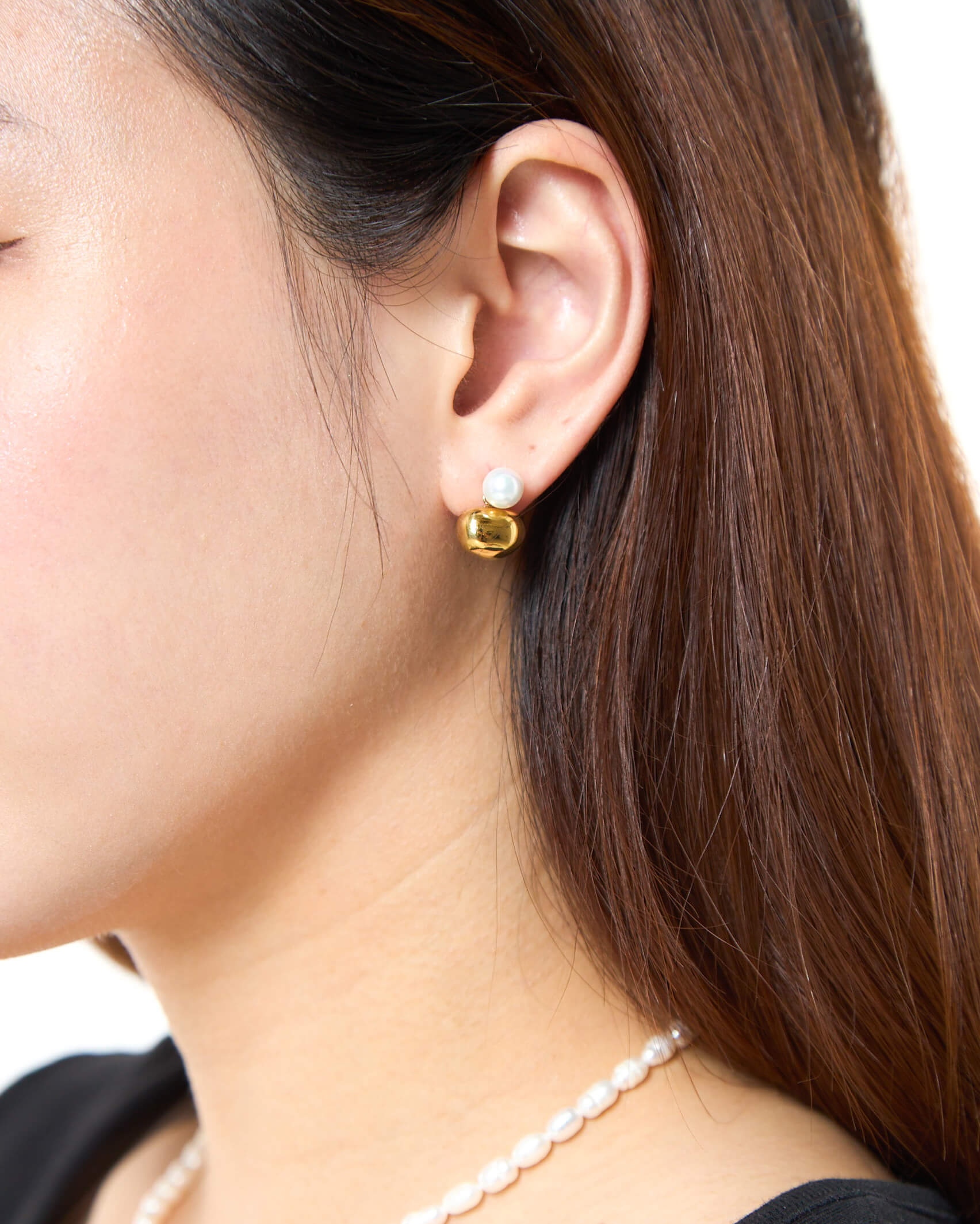 I'm Pearltential Gold Earrings
