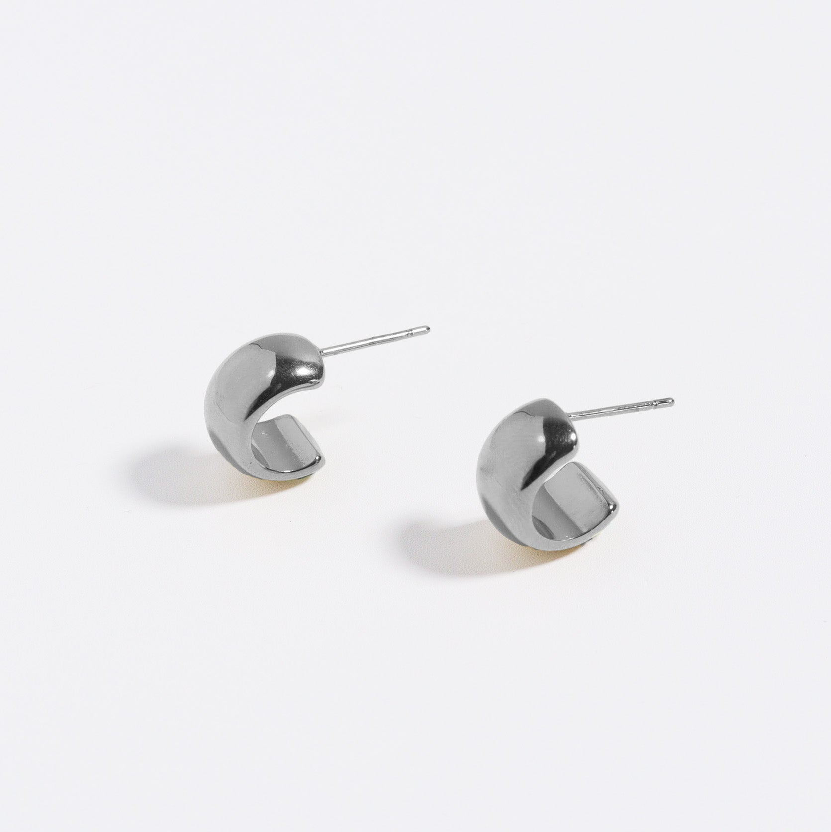 Silver Bold Curve C-Hoop Earrings