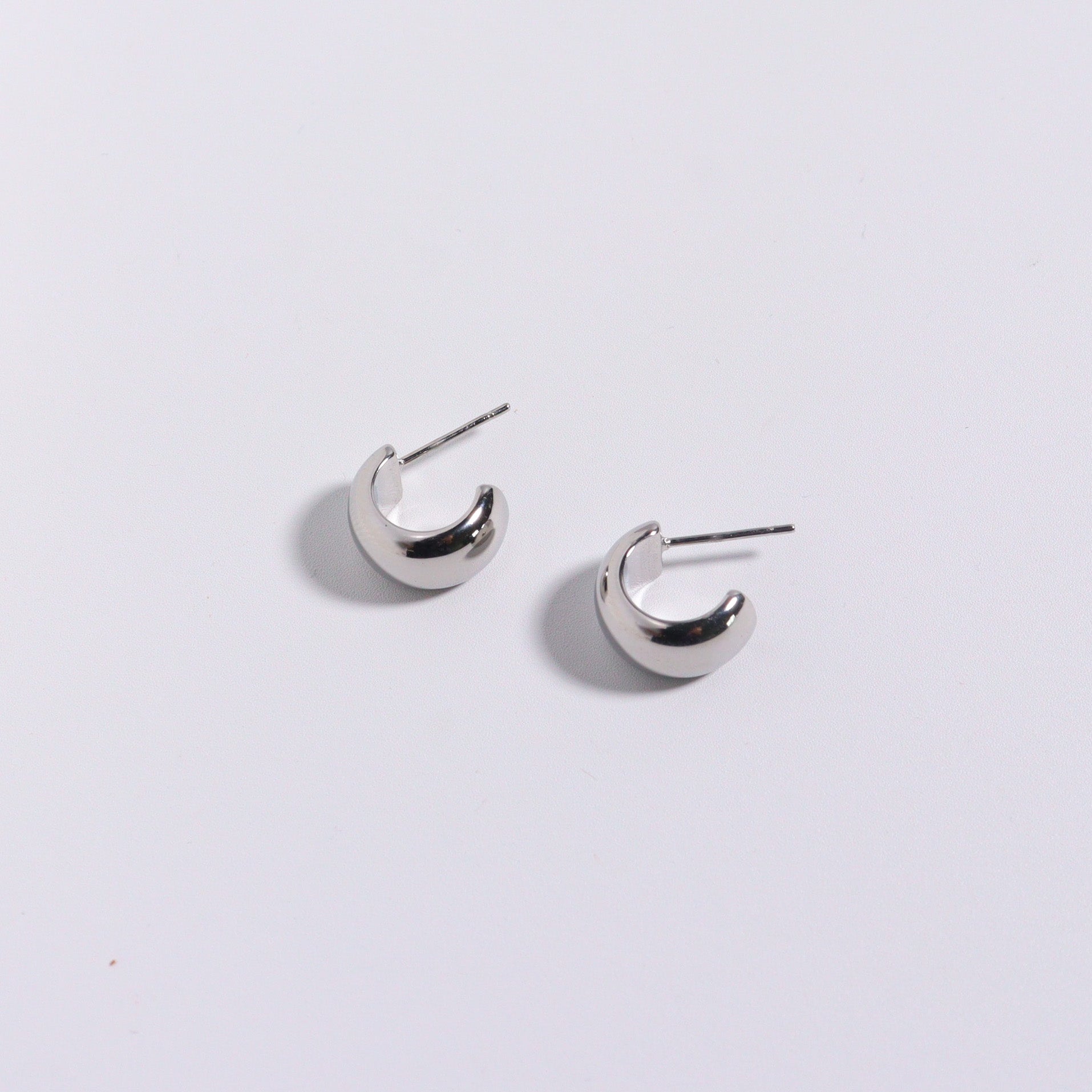 Silver Bold Curve C-Hoop Earrings