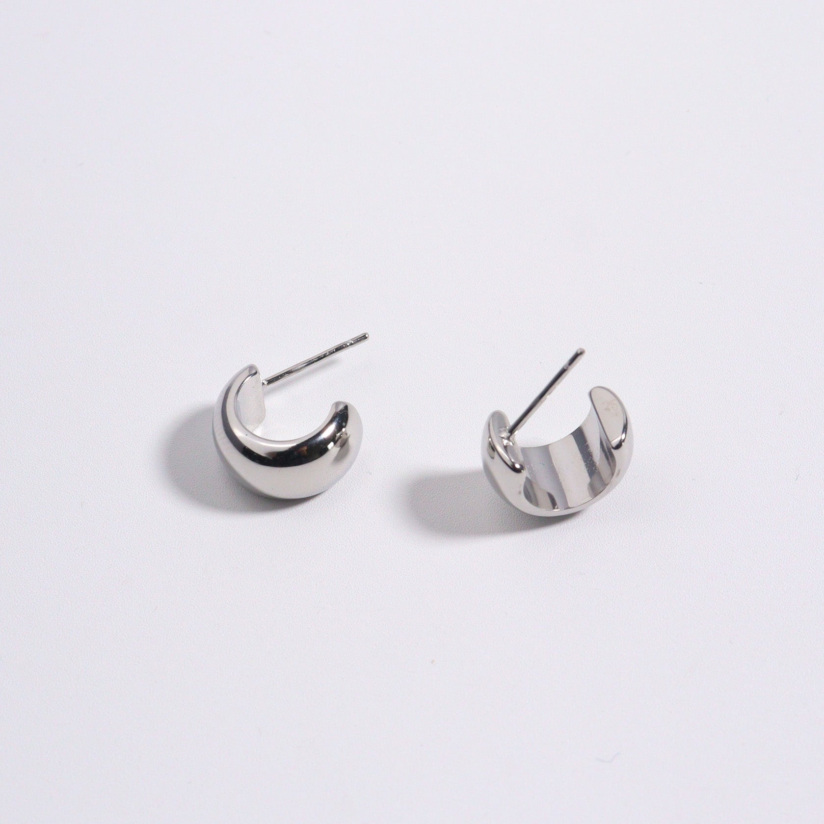 Silver Bold Curve C-Hoop Earrings