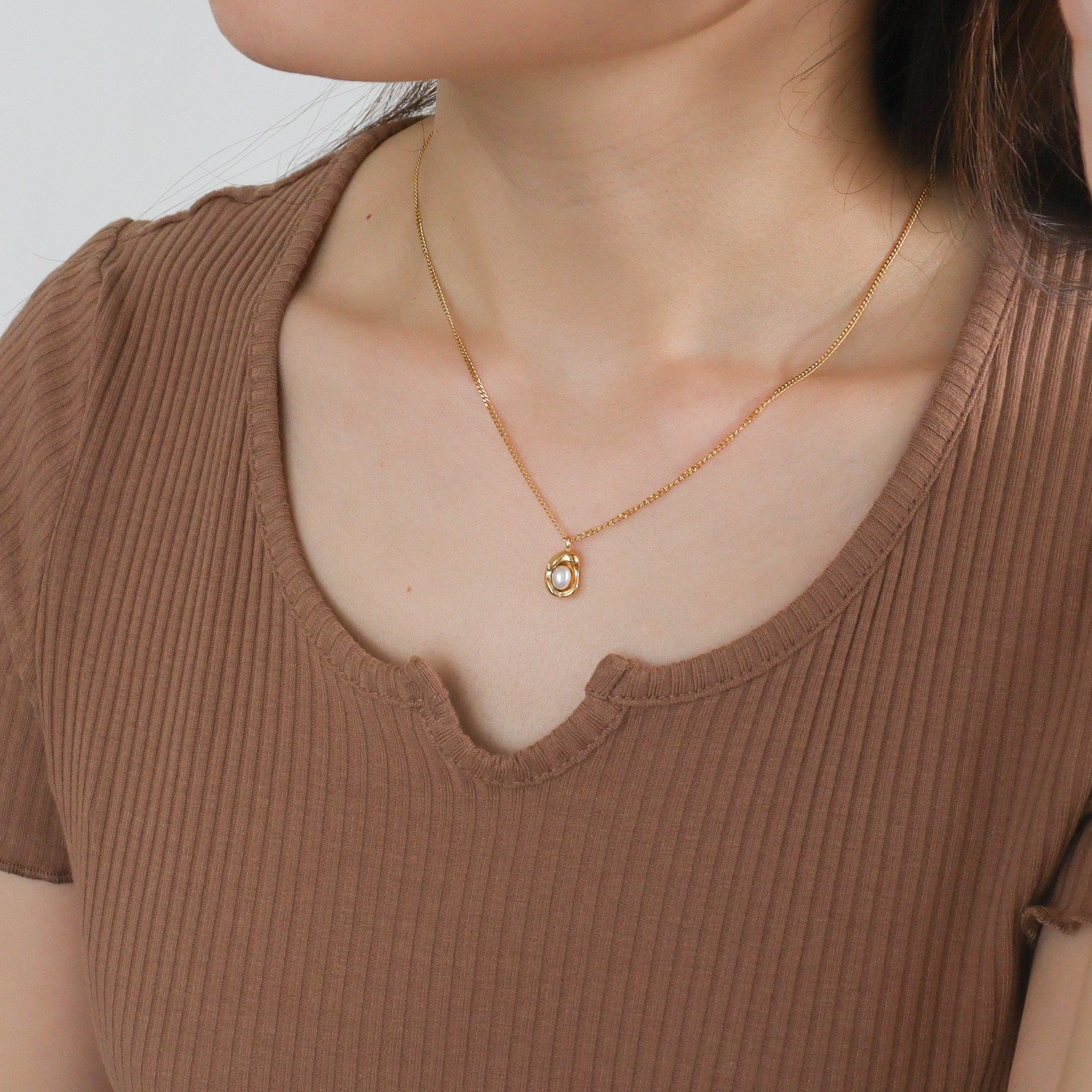 Pearl Oyster Necklace