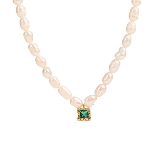 Celebrity Pearl Choker Necklace