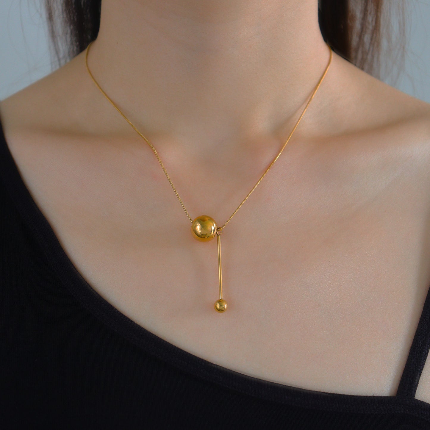 Elegant Clockwork Gold Necklace