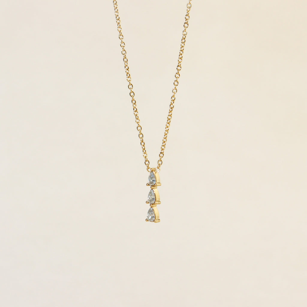 Asteria Stars Gold Necklace