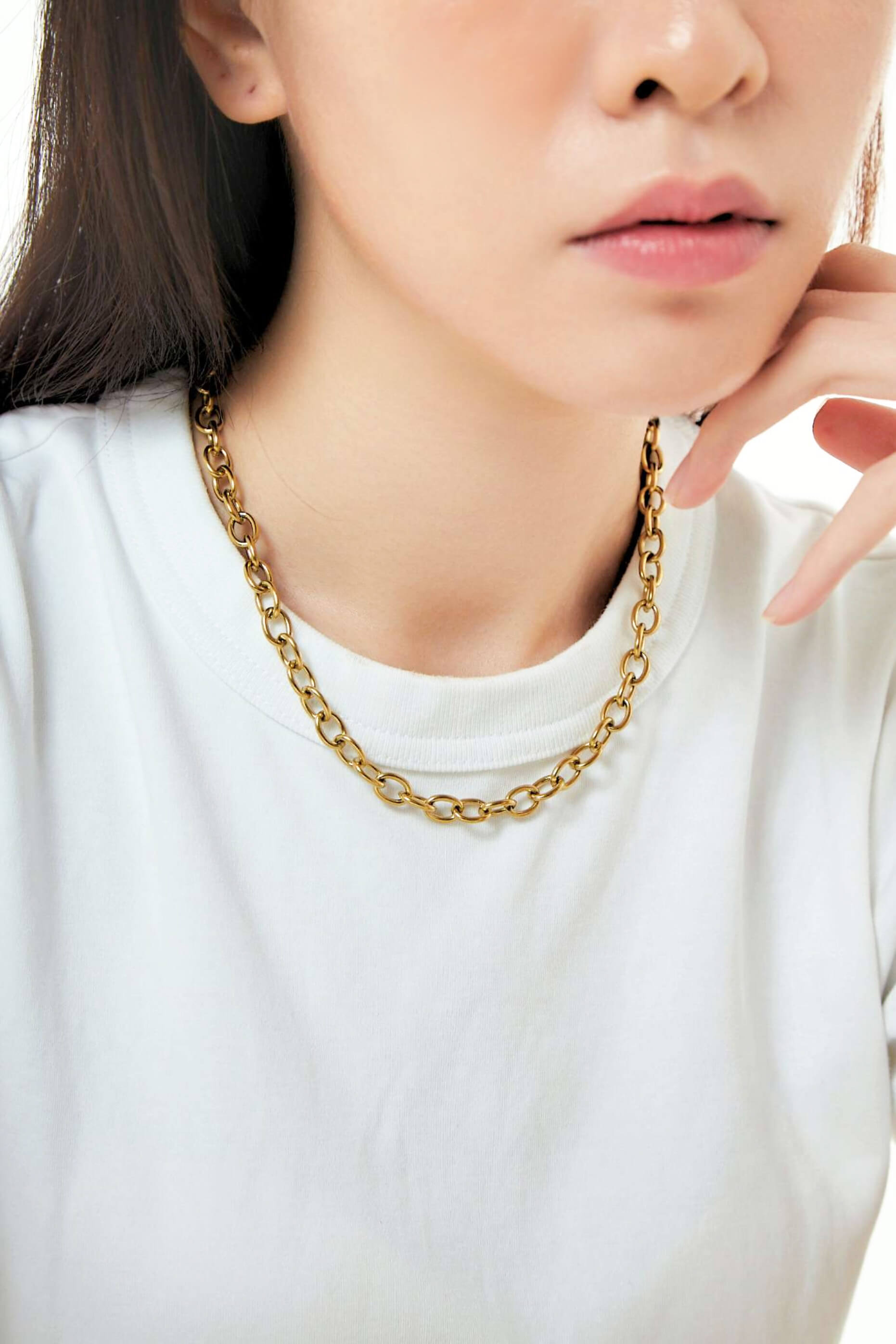 Gold Thin Figaro Chain Necklace