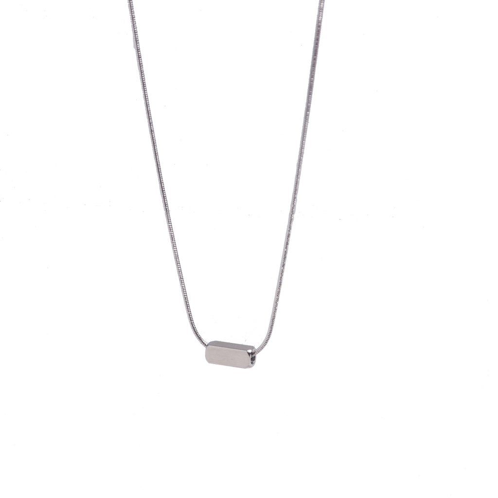 Minimal Recprism Silver Necklace
