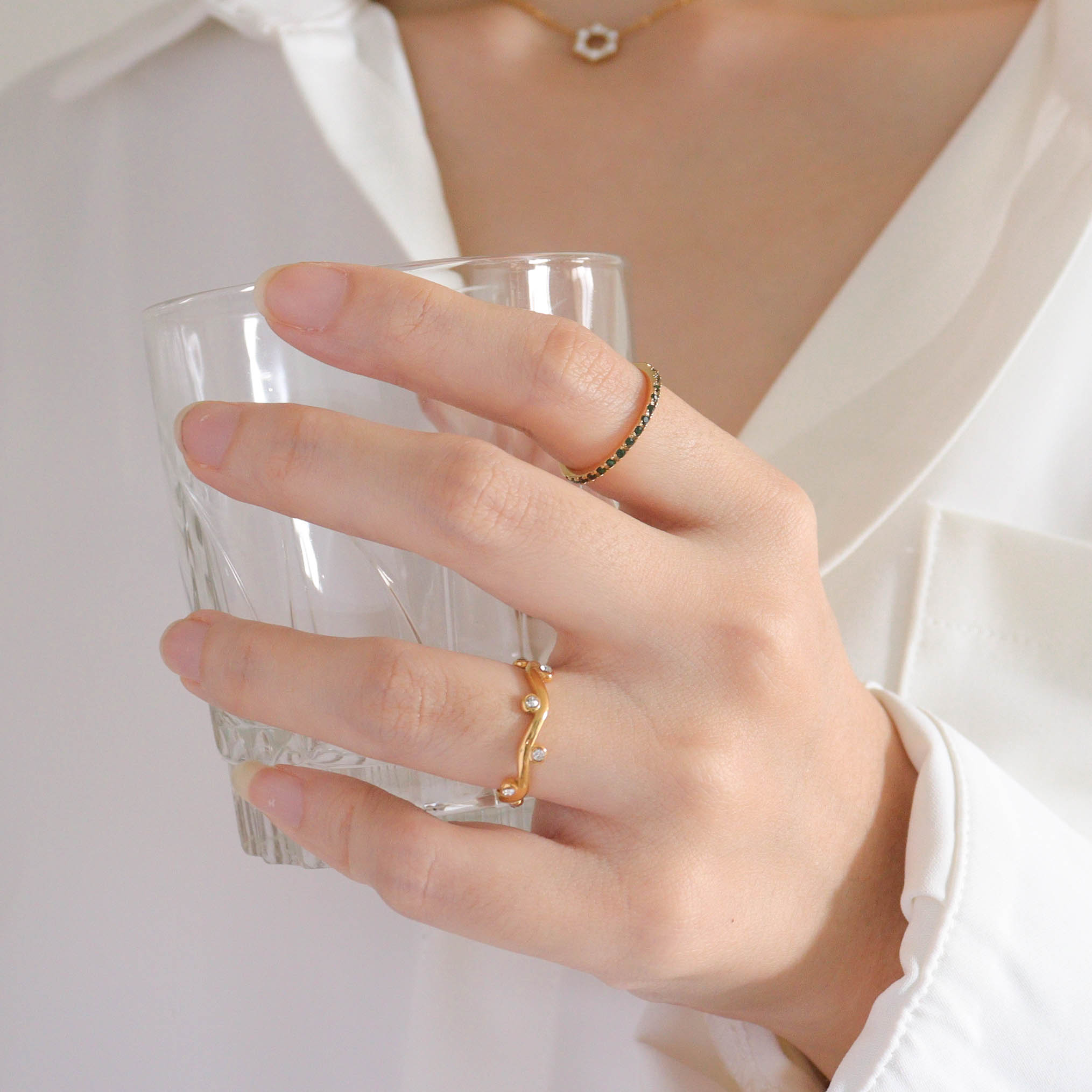 Curvy Gold Ring