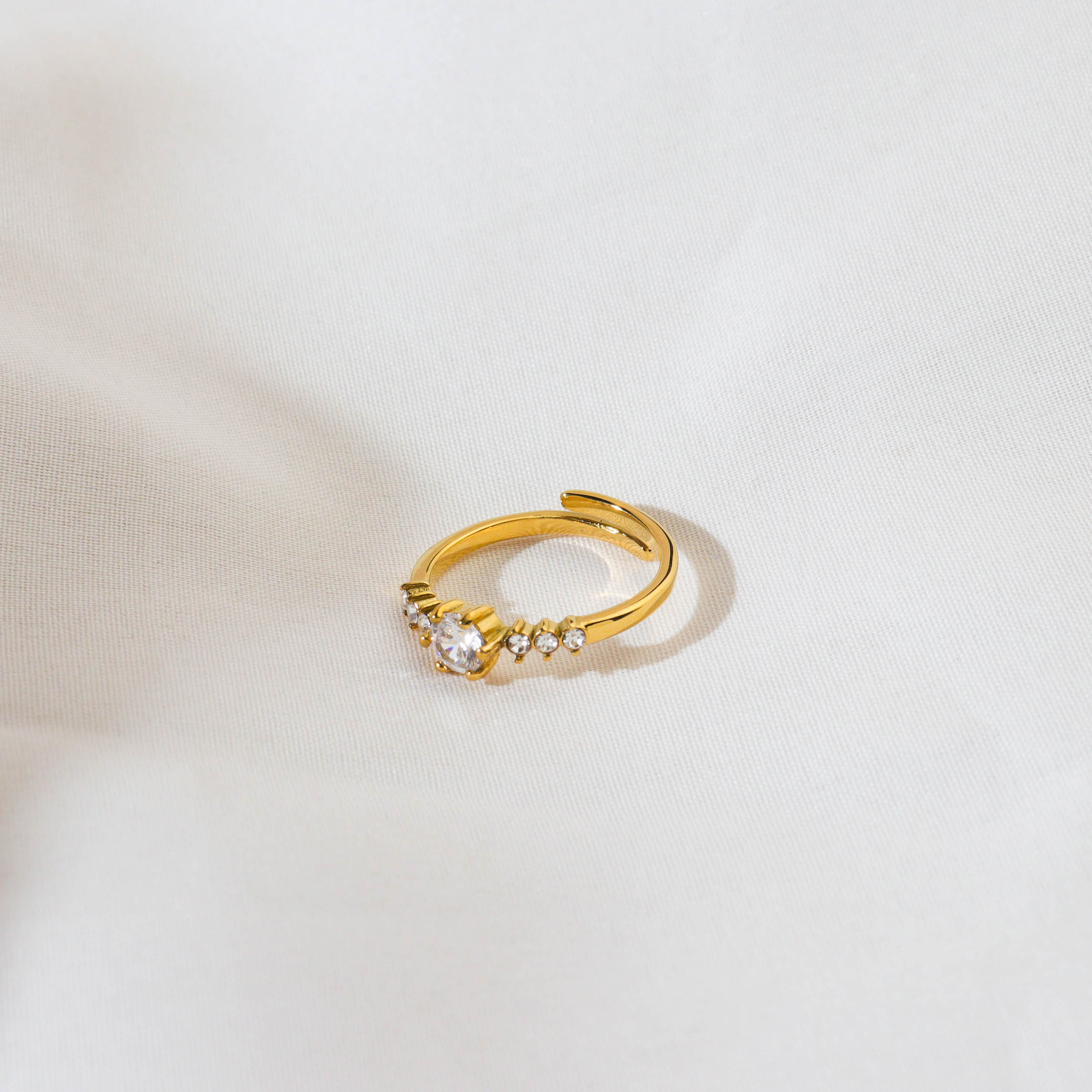 Cluster Pave Ring