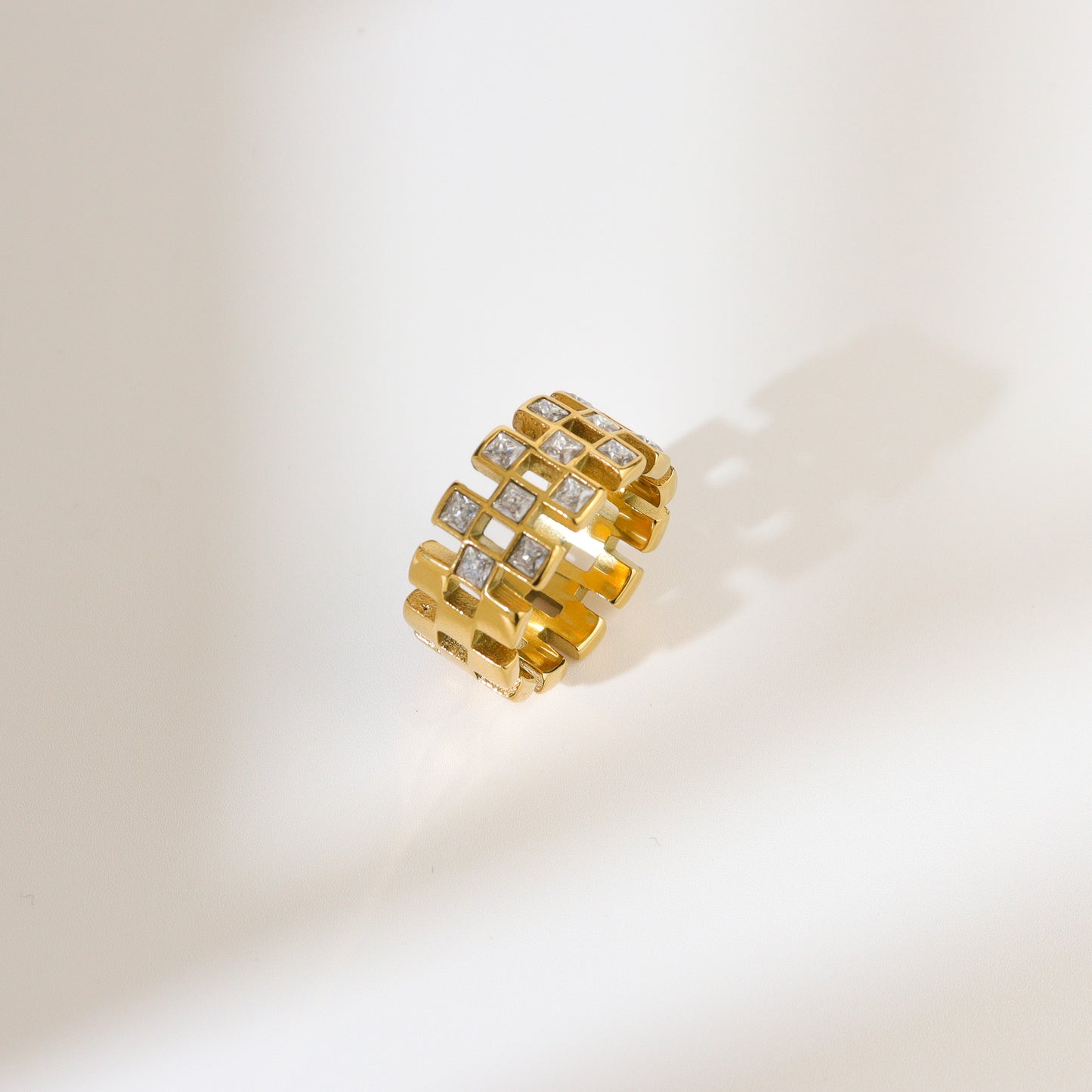 Constella Bold Gold Ring