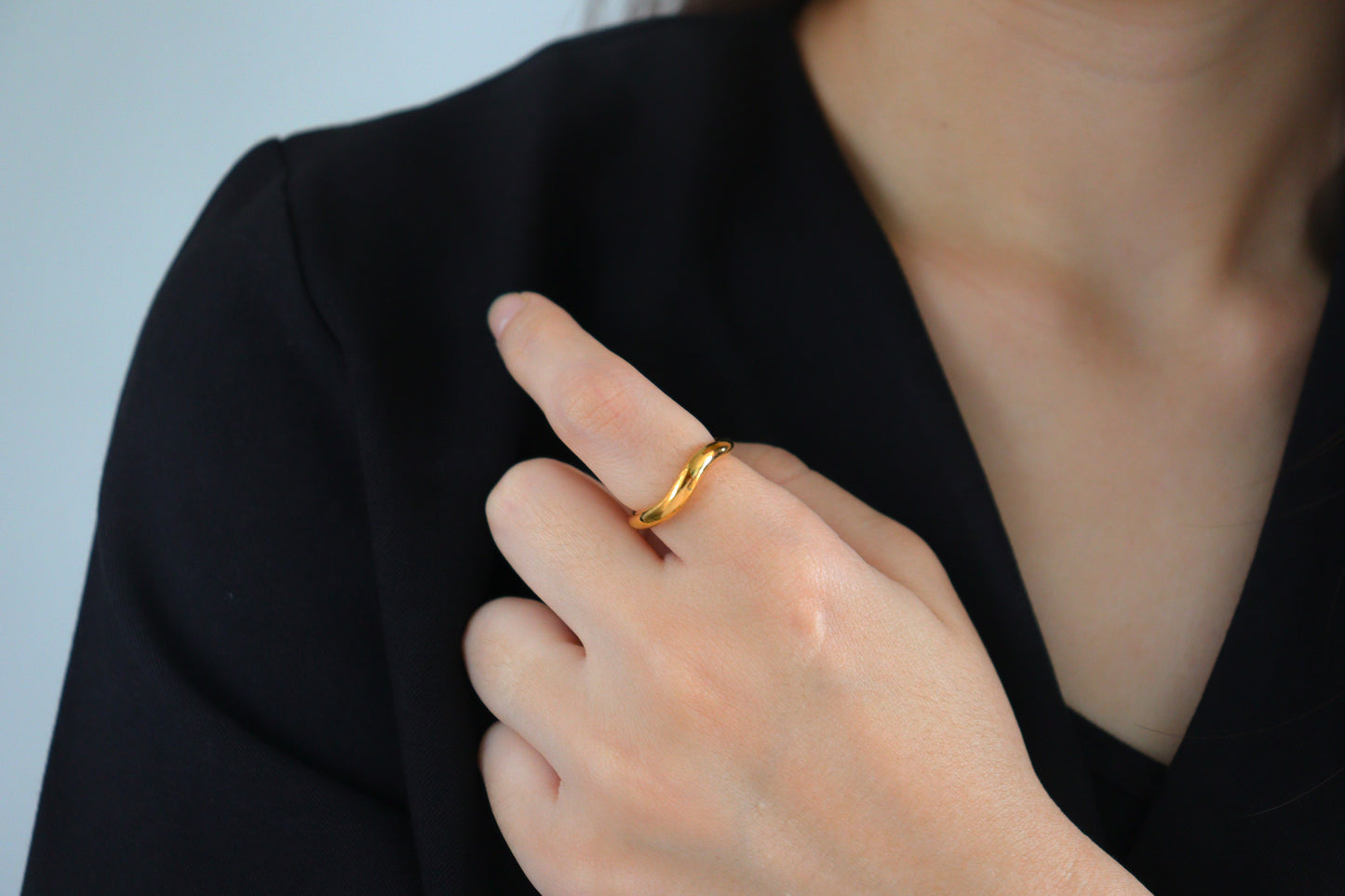 Elena Wave Ring