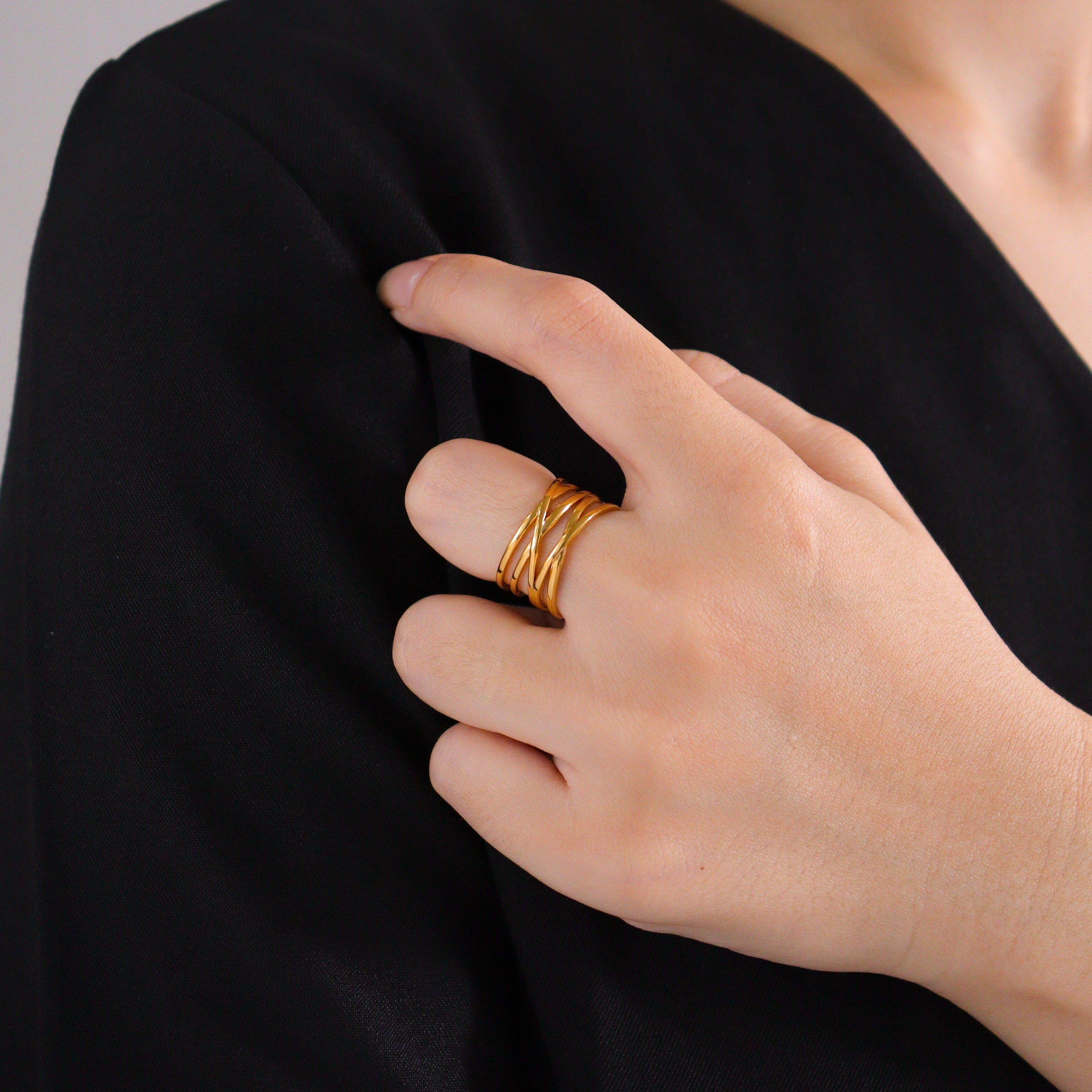 Abby Band Gold Ring