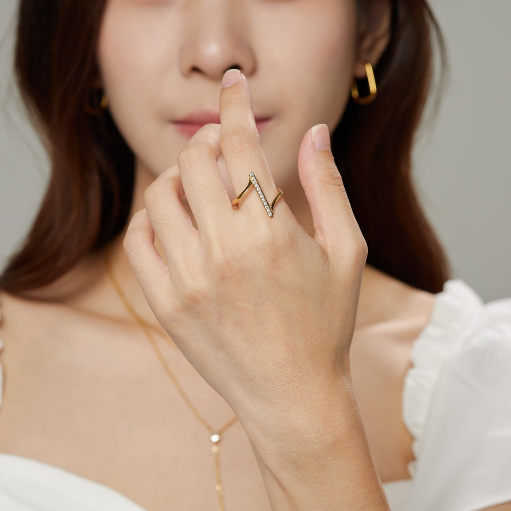 Running Stars Gold Ring