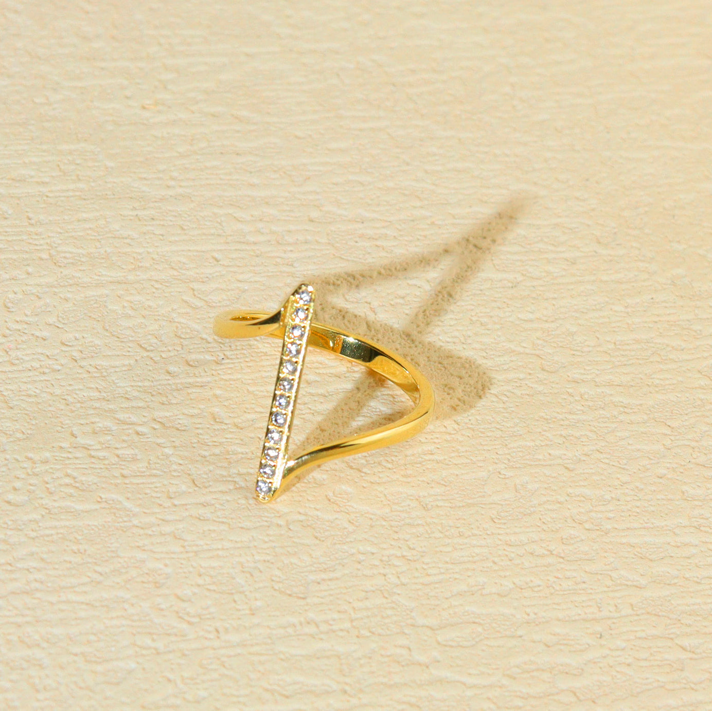 Running Stars Gold Ring