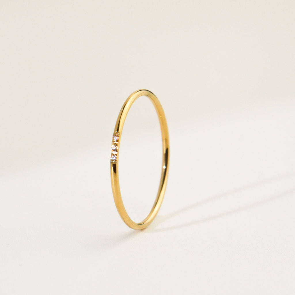 Minimal Cubic Gold Ring
