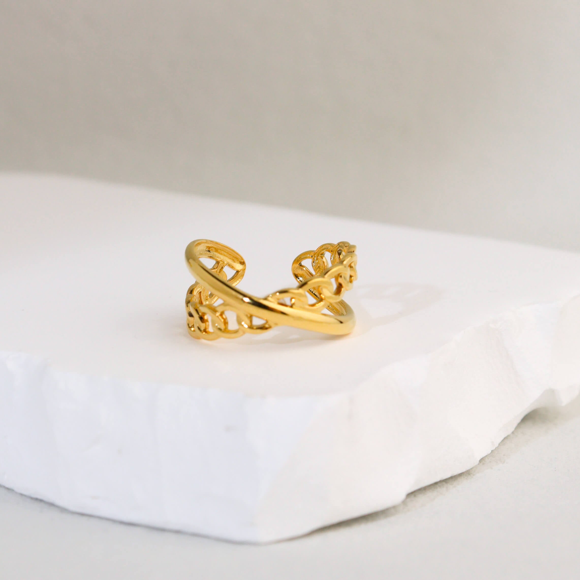 Unchaining Gold Open Ring