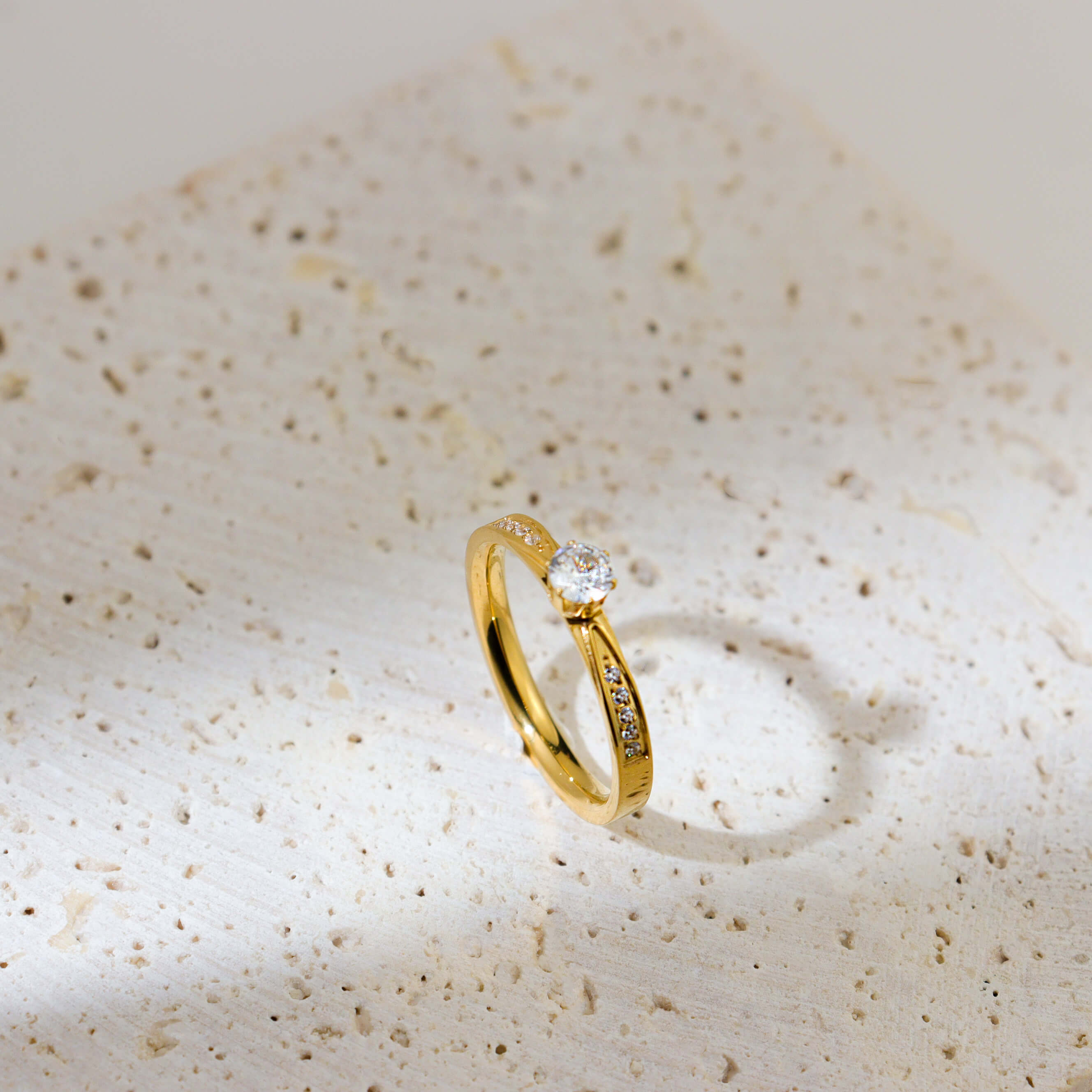 Solitaire Cubic Ring