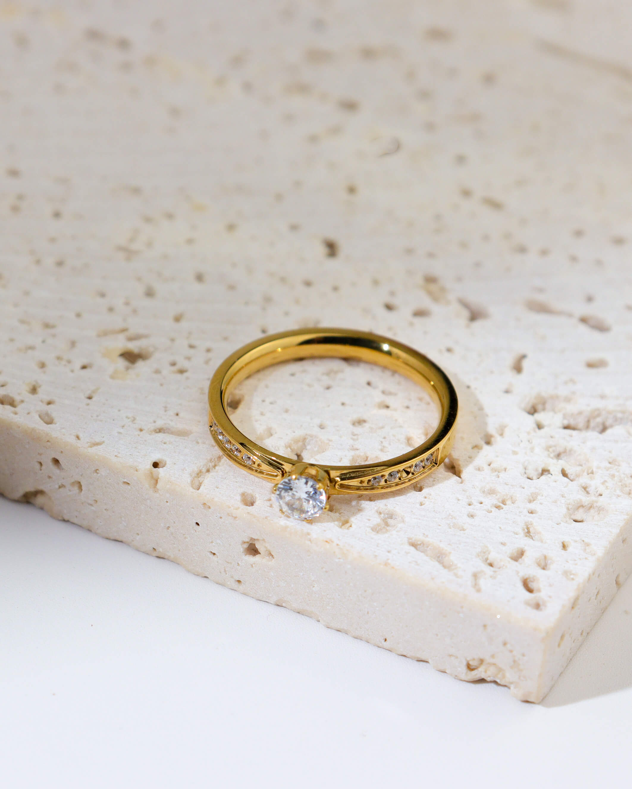 Solitaire Cubic Ring