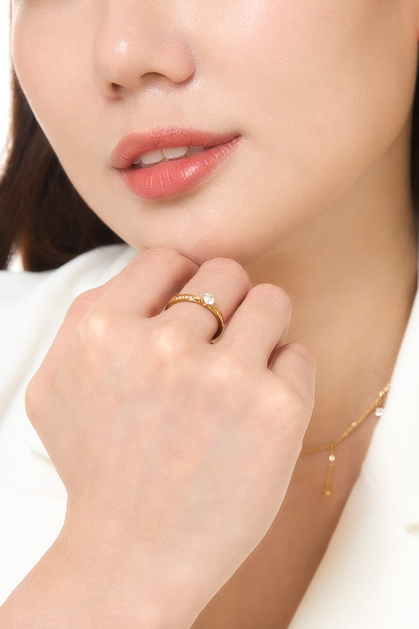 Solitaire Cubic Ring