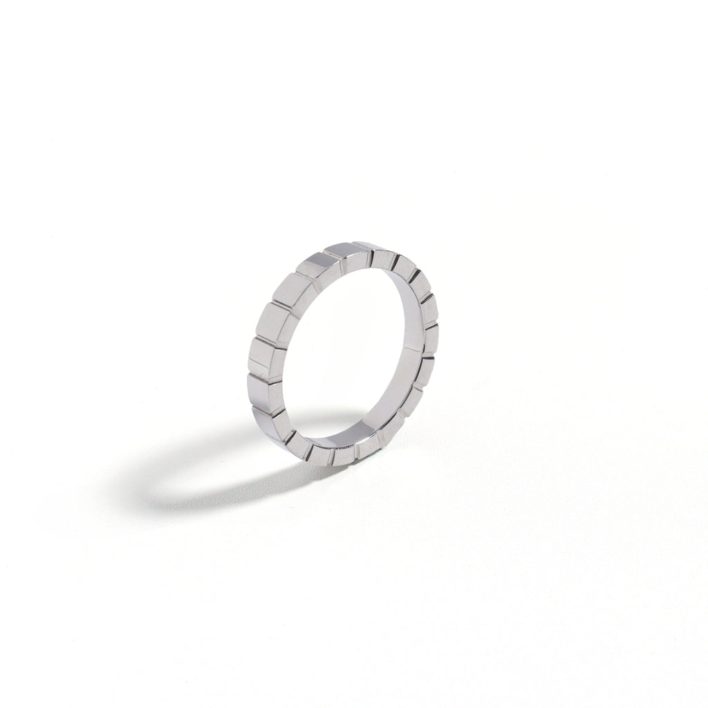 Bold Ying Silver Ring