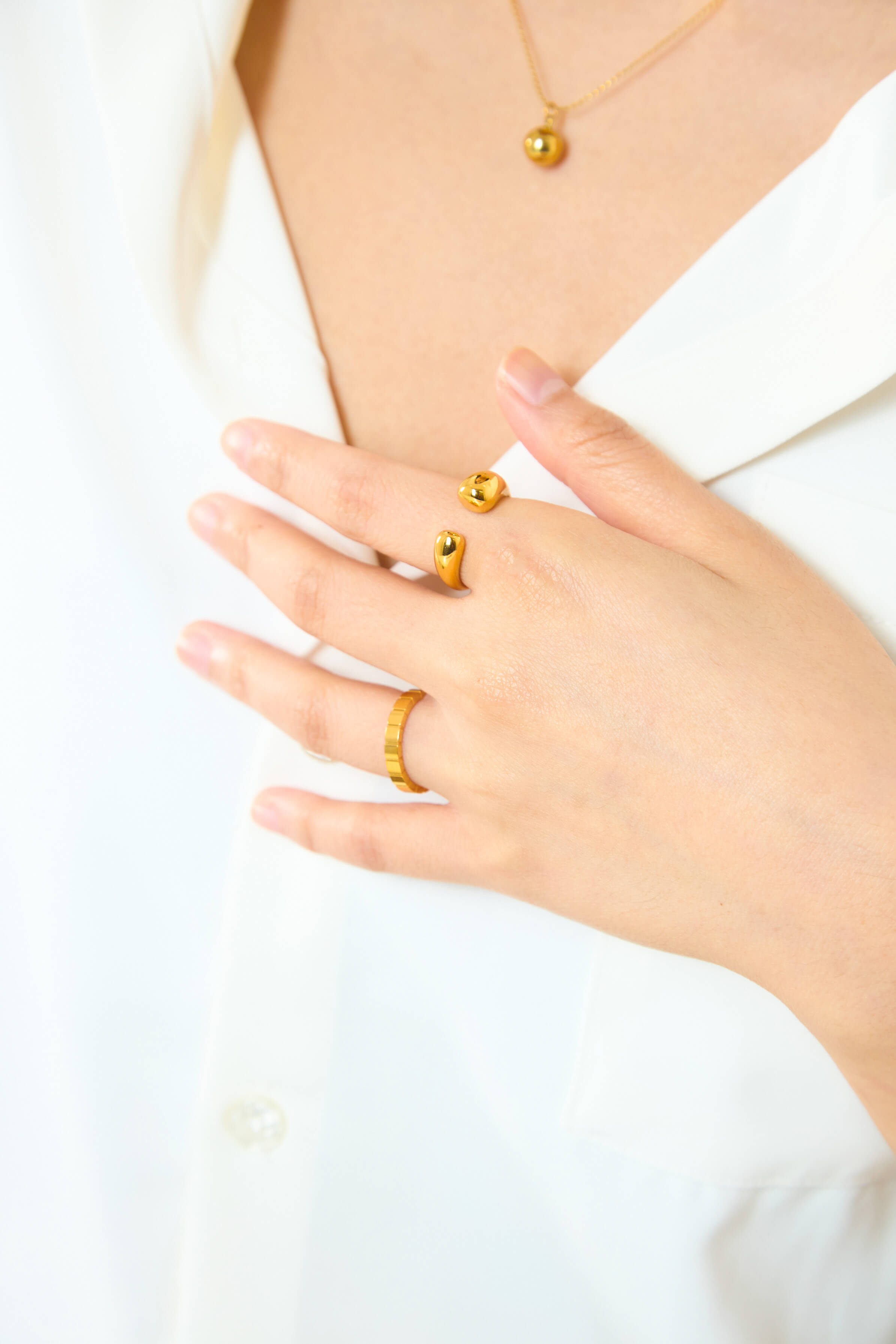 Bold Yang Gold Ring