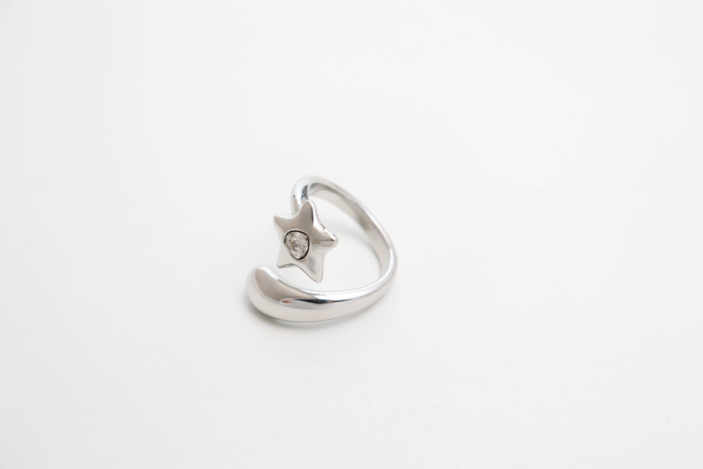 Hearted Meteor Silver Bold Ring