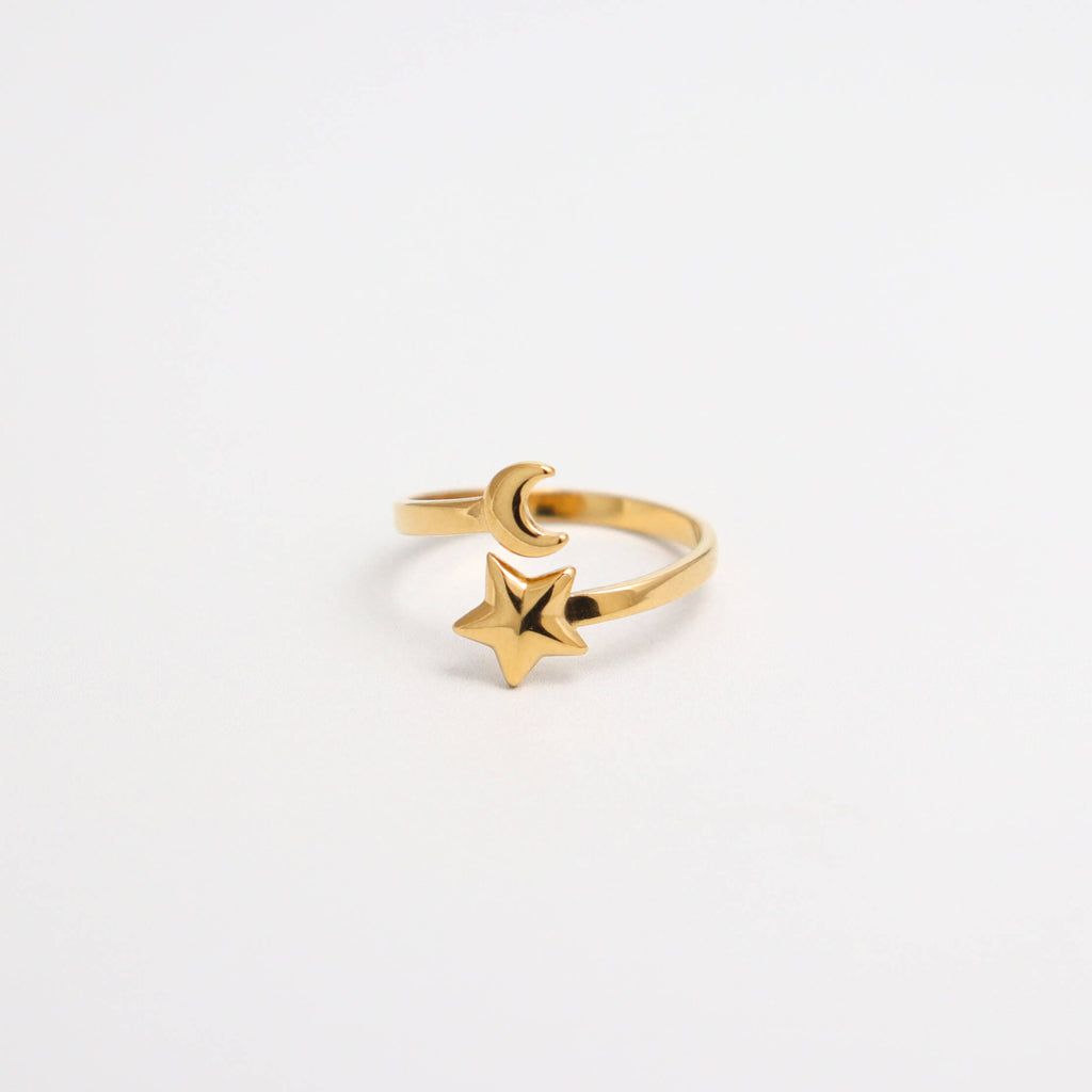 Clear Night Sky Minor Gold Ring