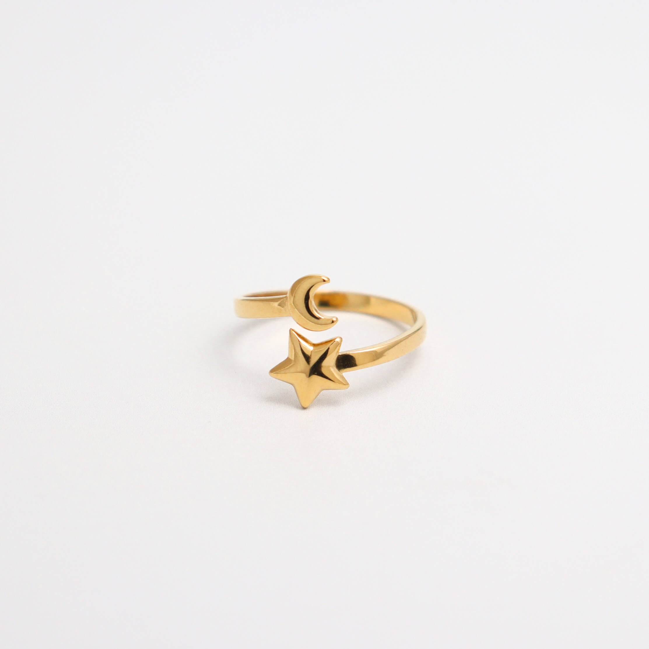 Clear Night Sky Minor Gold Ring