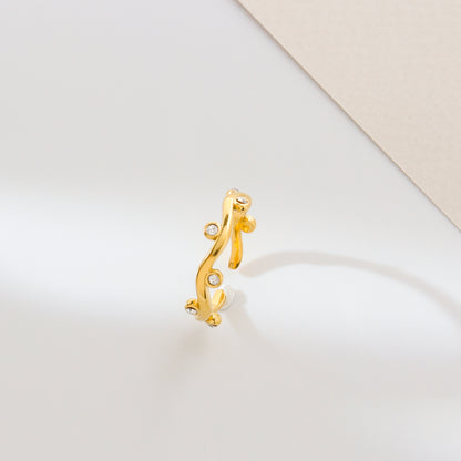 Curvy Gold Ring