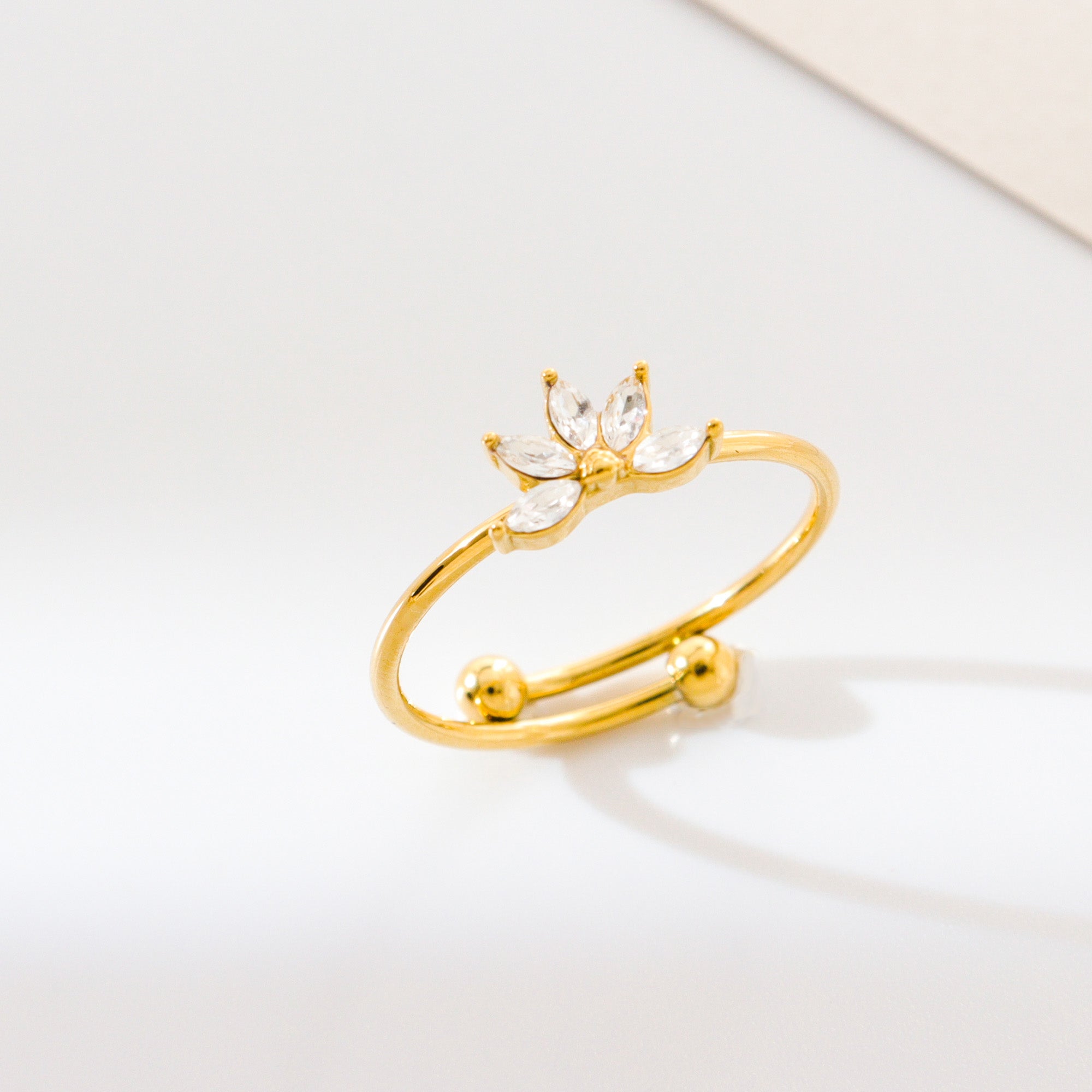 Little Crown Gold Ring